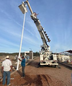 INSTALACIÓN DE ALUMBRADO PÚBLICO SOLAR EN EL NUEVO PANTEÓN MUNICIPAL
